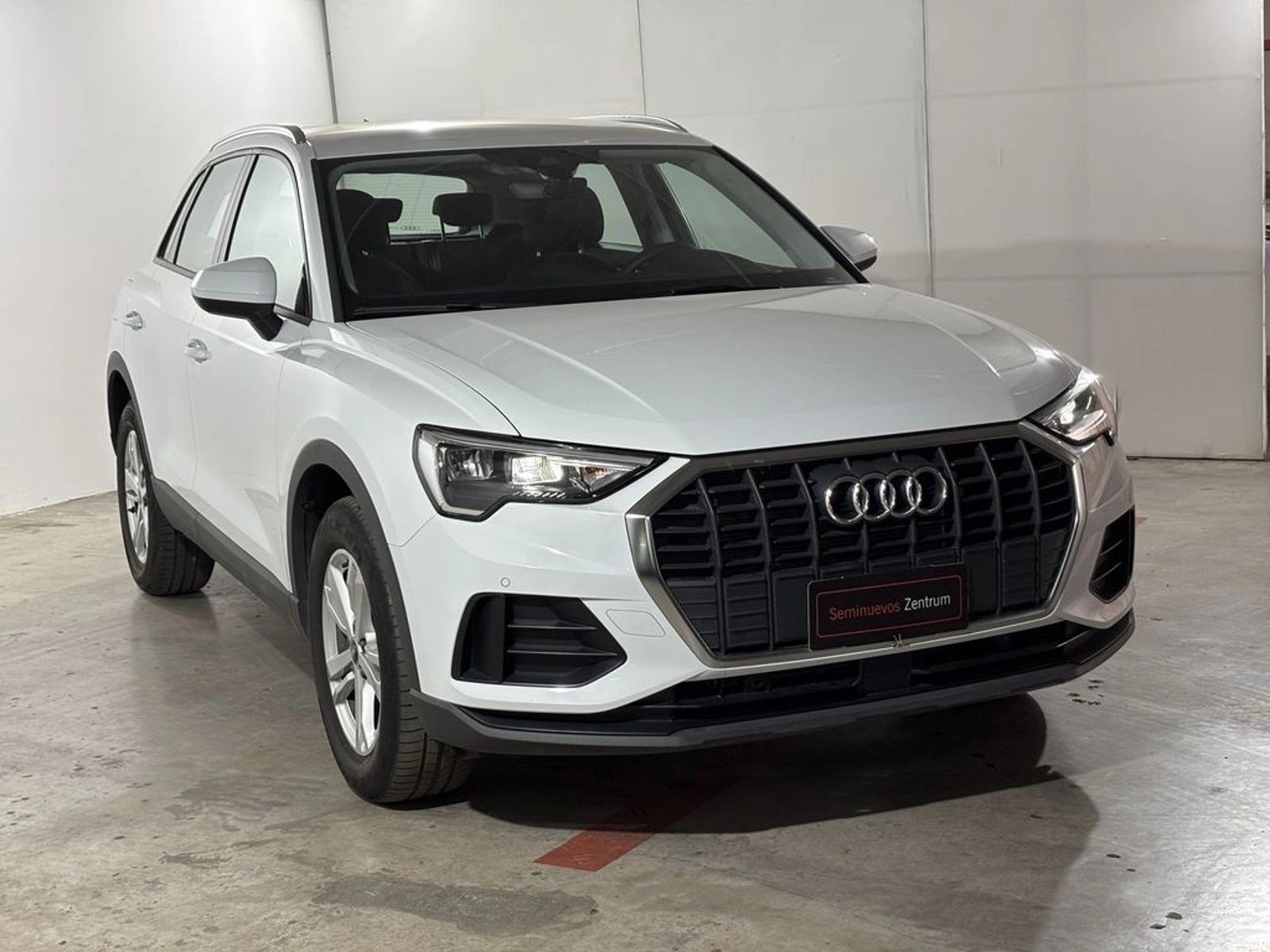 Audi Q3 35 TFSI  Urban 1.5 AUT 2026 - Foto 3 de 20