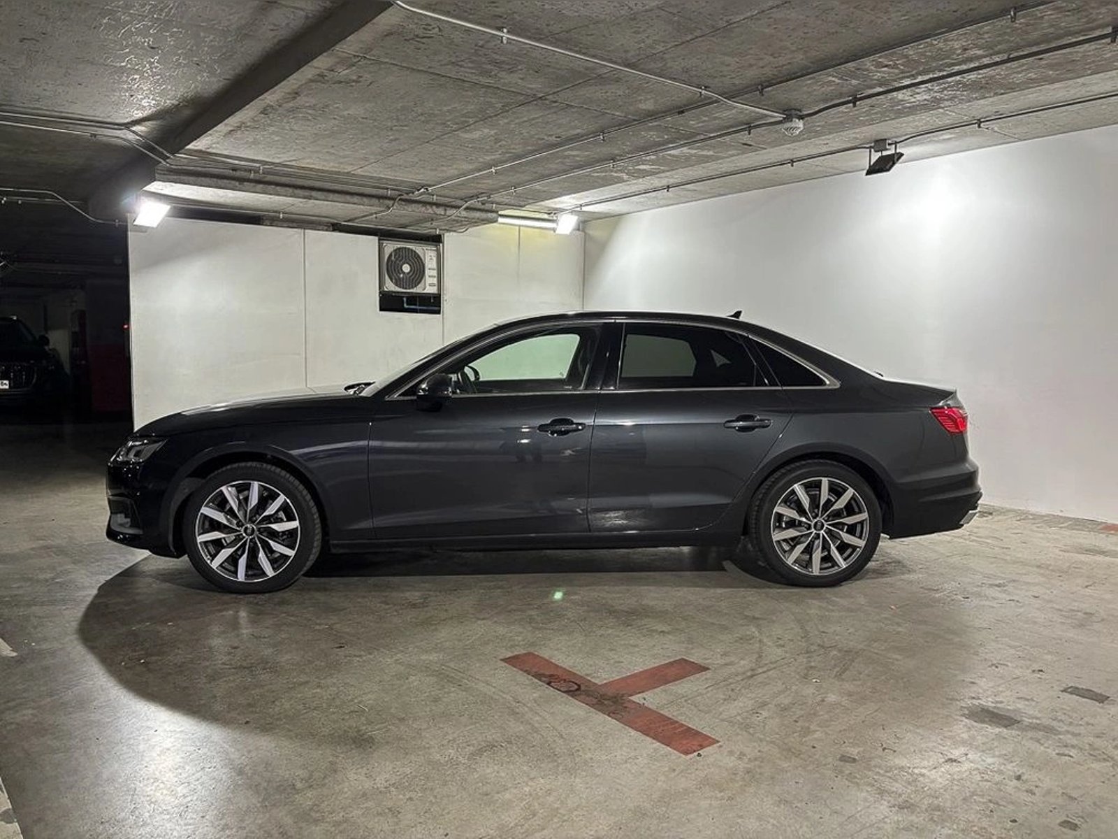 AUDI A4 35 TFSI 2.0 AUT 2025 - Imagen 6 de 15