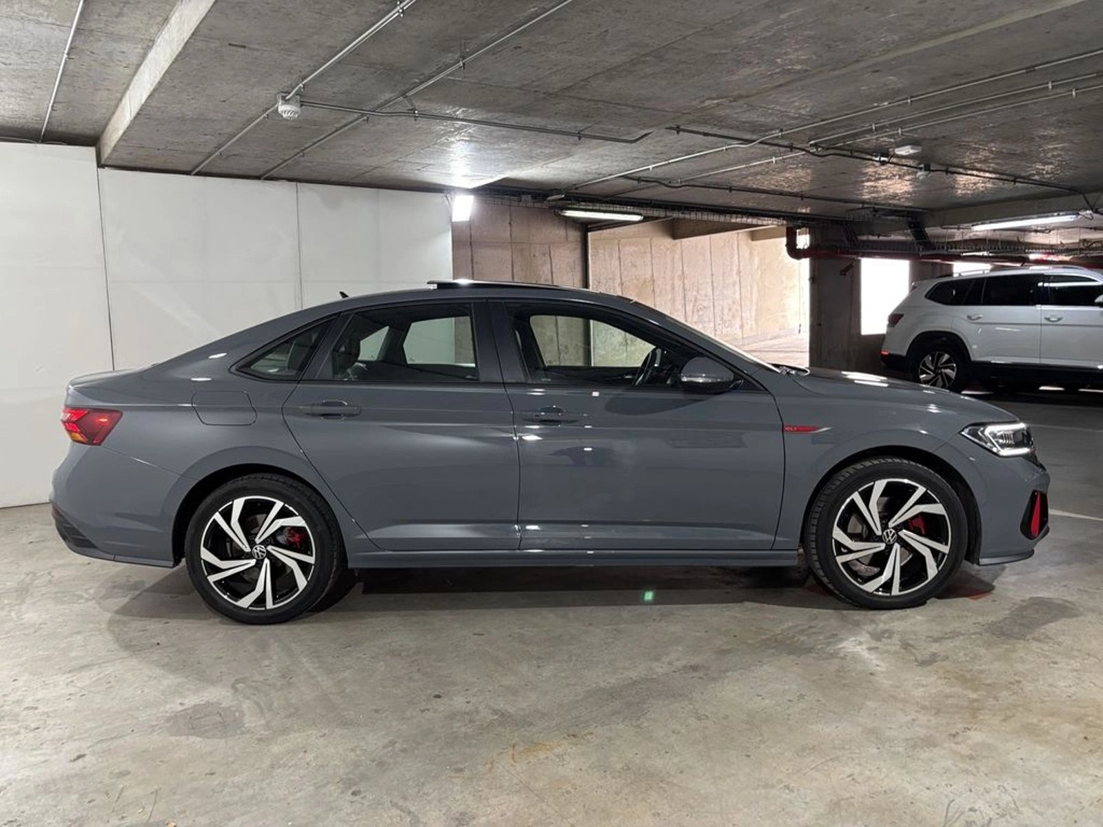 Volkswagen JETTA GLI 4X2 2.0 AUT 2024 - Foto 5 de 20