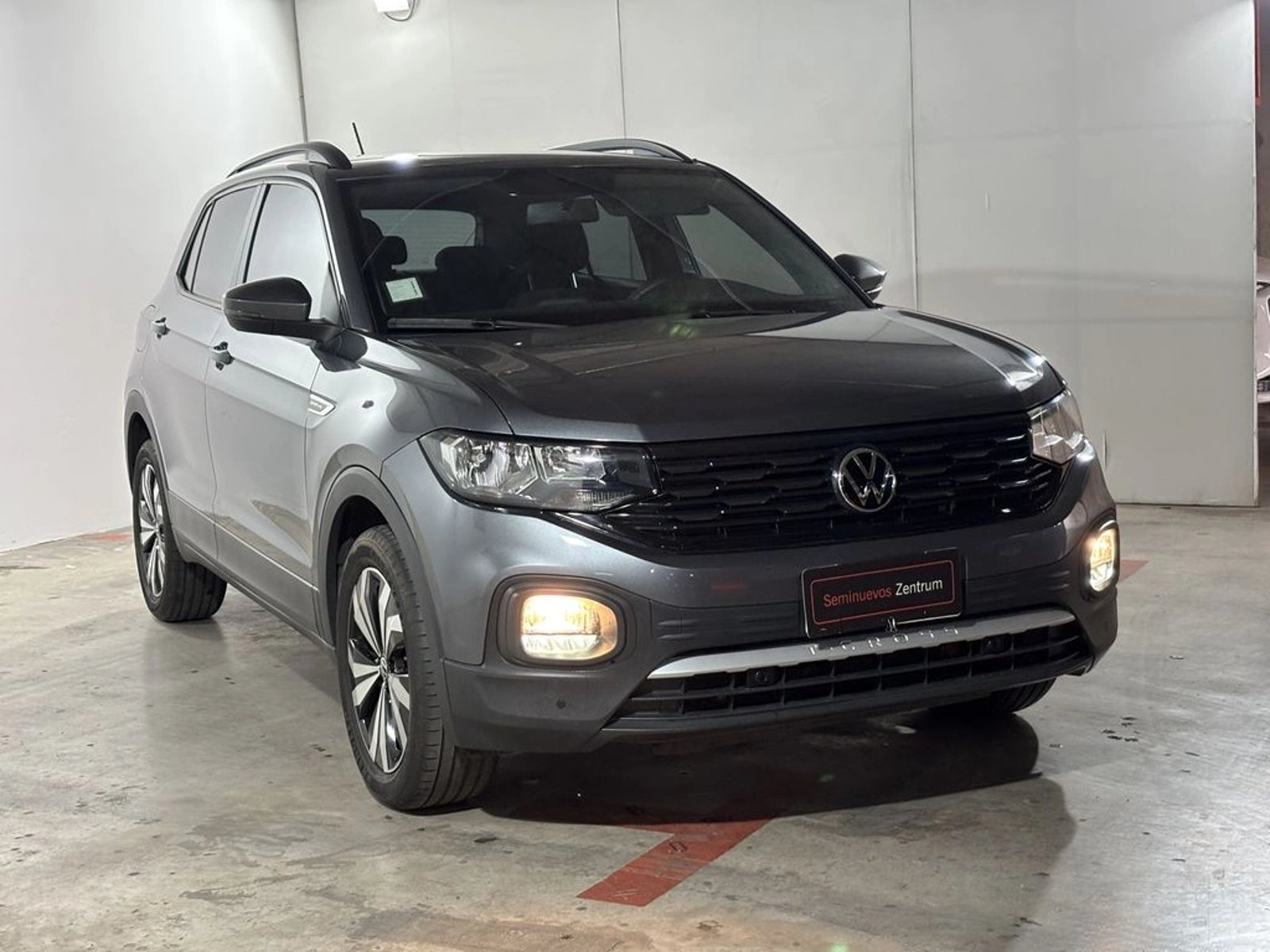 VOLKSWAGEN T-CROSS 1.0 TSI MT Comfortline 2023 - Foto 3 de 17
