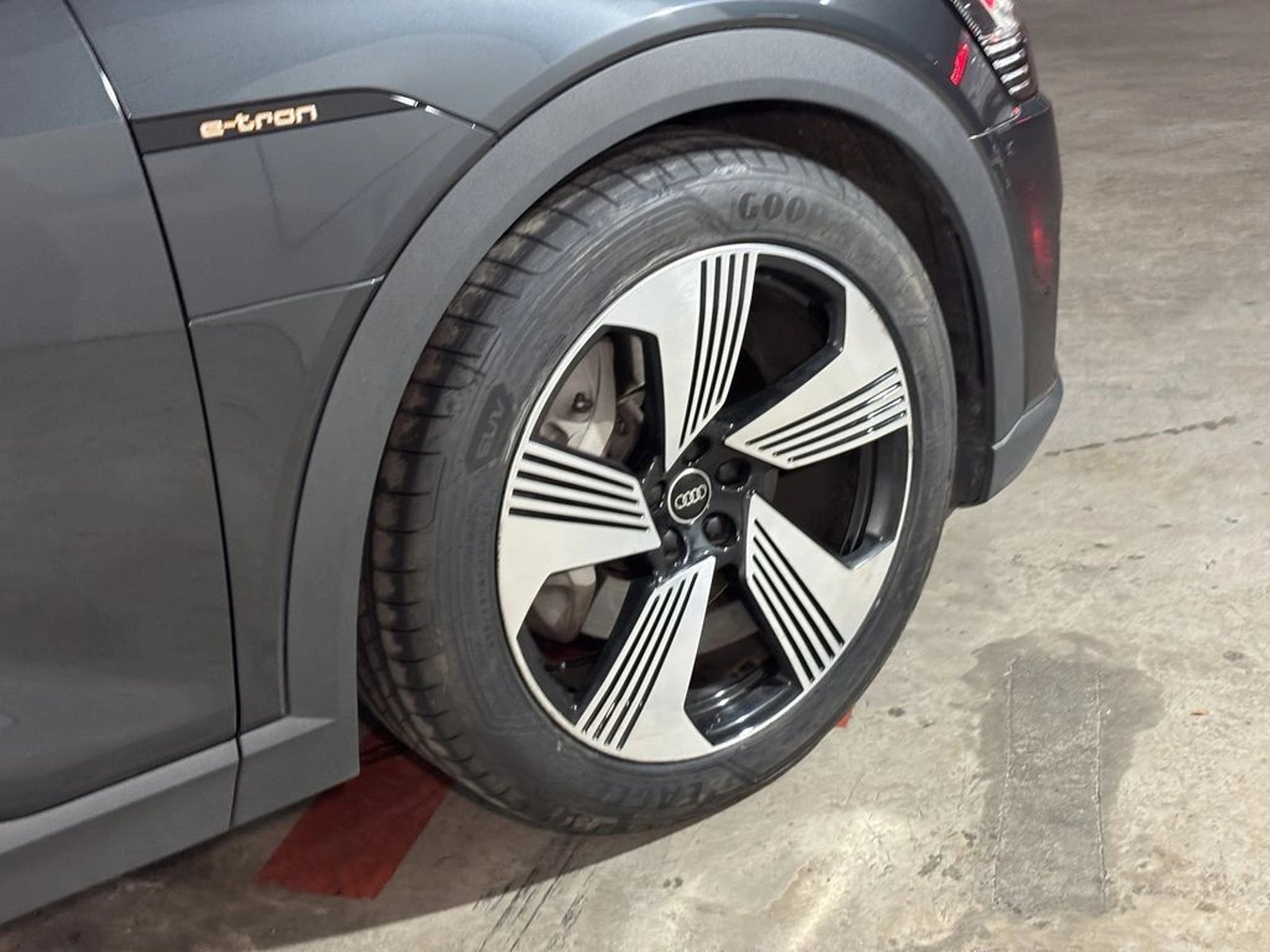 Audi e-Tron Sportback Sportback 55 4x4 AT 2026 - Foto 5 de 20