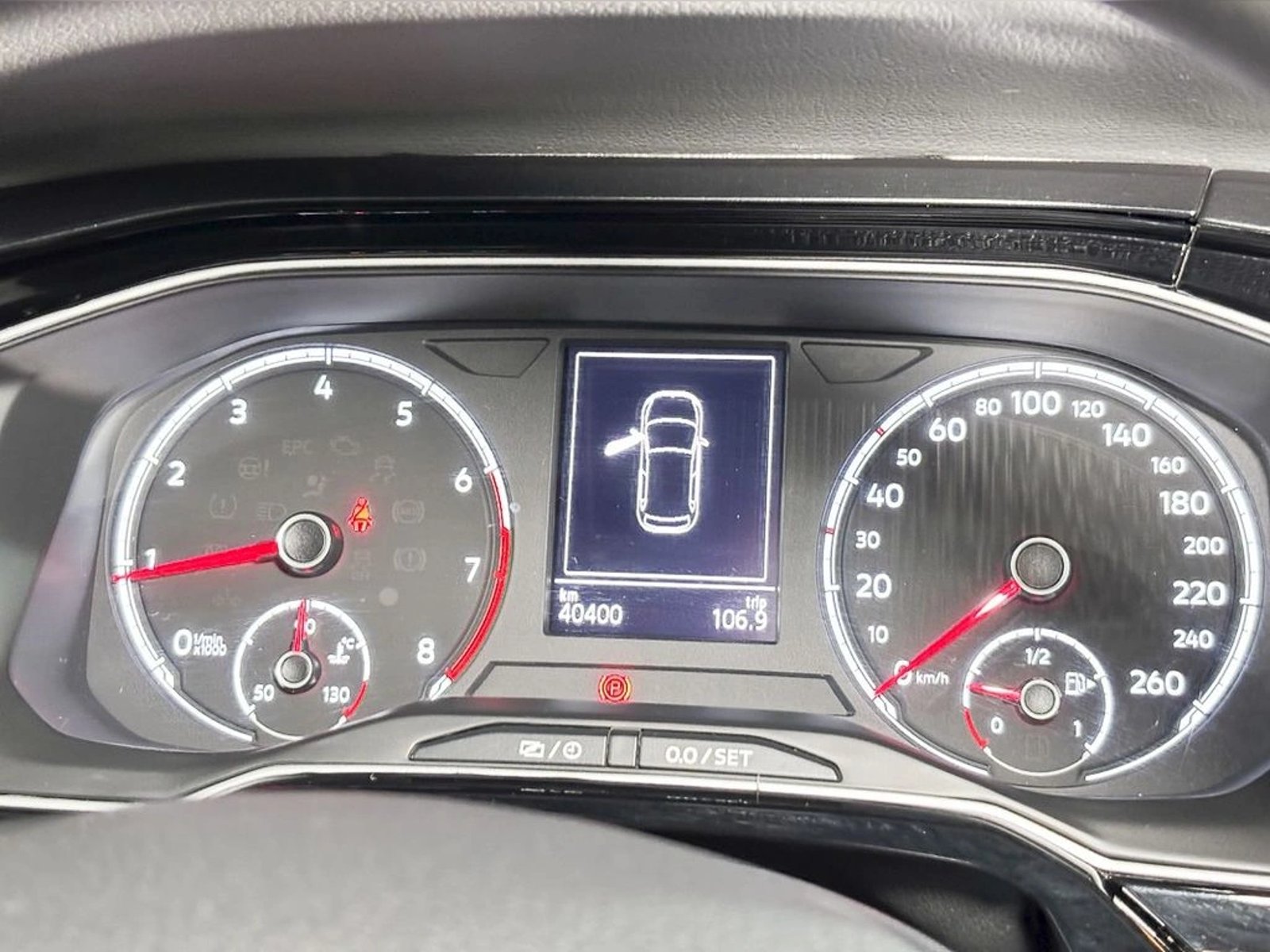 VOLKSWAGEN POLO 1.6 COMFORTLINE MT 2023 - Imagen 14 de 16