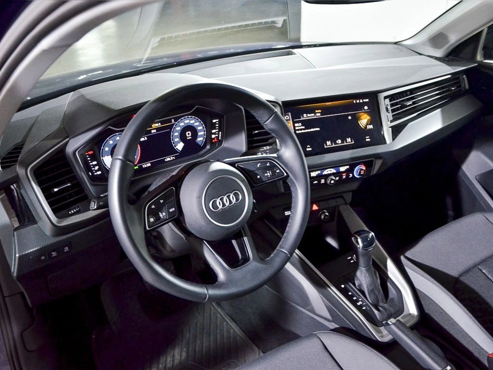 AUDI A1 Sportback 30 TFSI Sport 2024 - Imagen 9 de 15