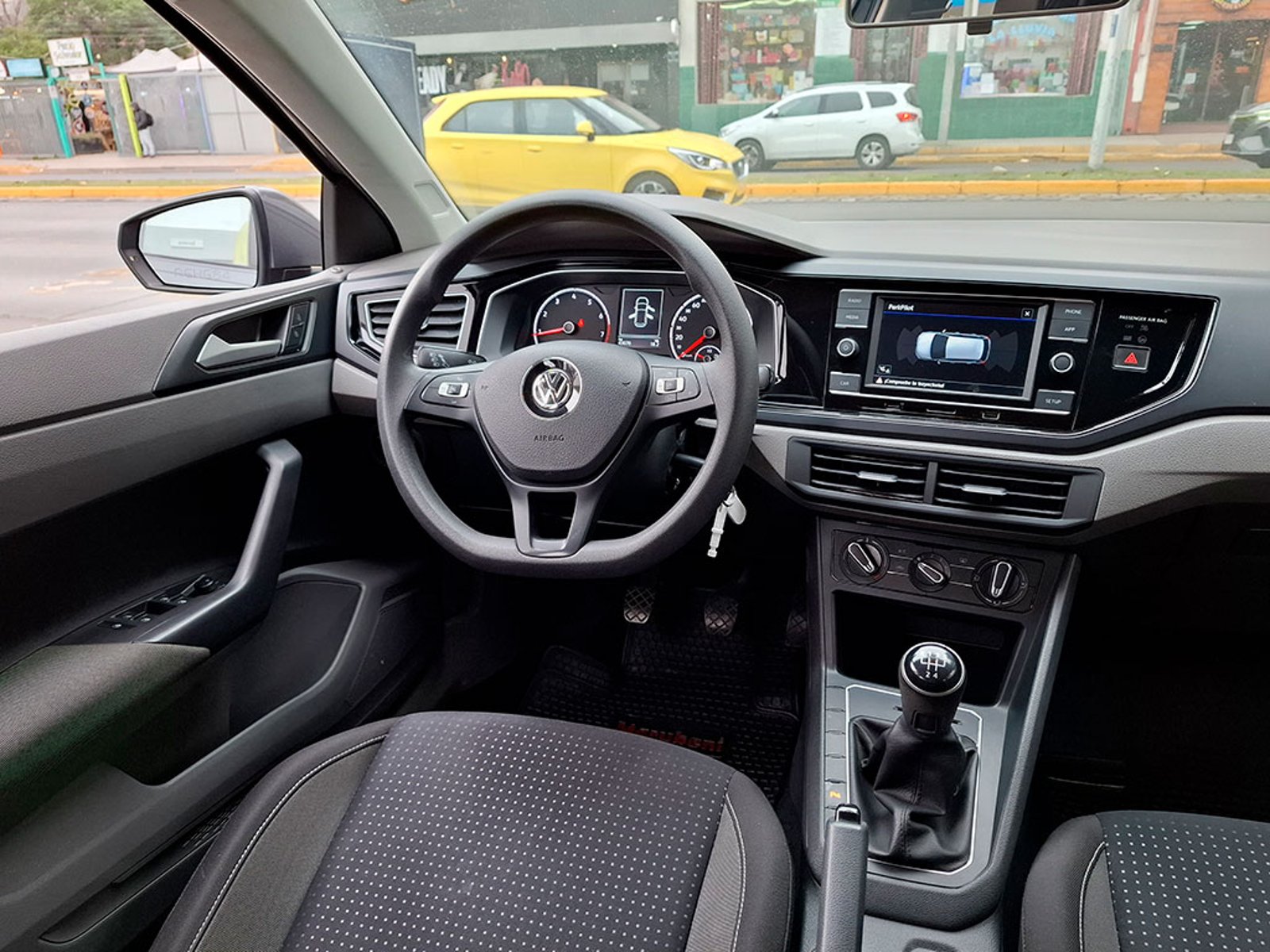 VOLKSWAGEN POLO 1.6 MT Comfortline 2021 - Imagen 9 de 20