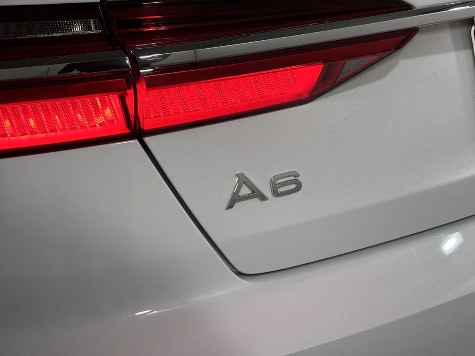 AUDI A6 2.0 40 TFSI SPORT AT 2022 - Imagen 6 de 18