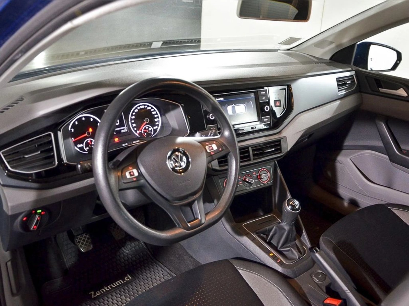 VOLKSWAGEN POLO 1.6 MT Comfortline 2023 - Imagen 7 de 12