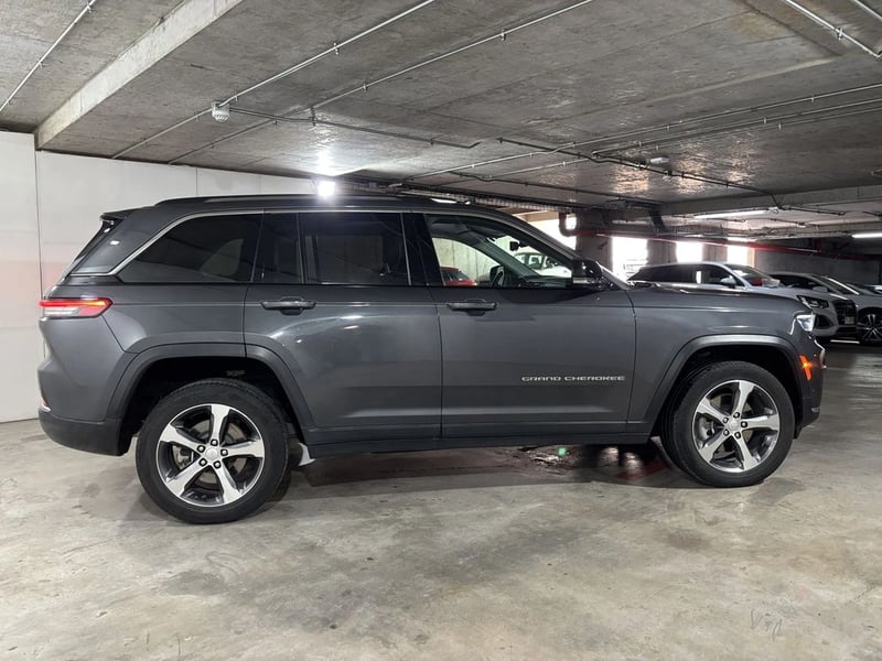 Jeep GRAND CHEROKEE 3.6 LIMITED L 4WD 3ROW AT 5P 2024 - Imagen 6 de 20