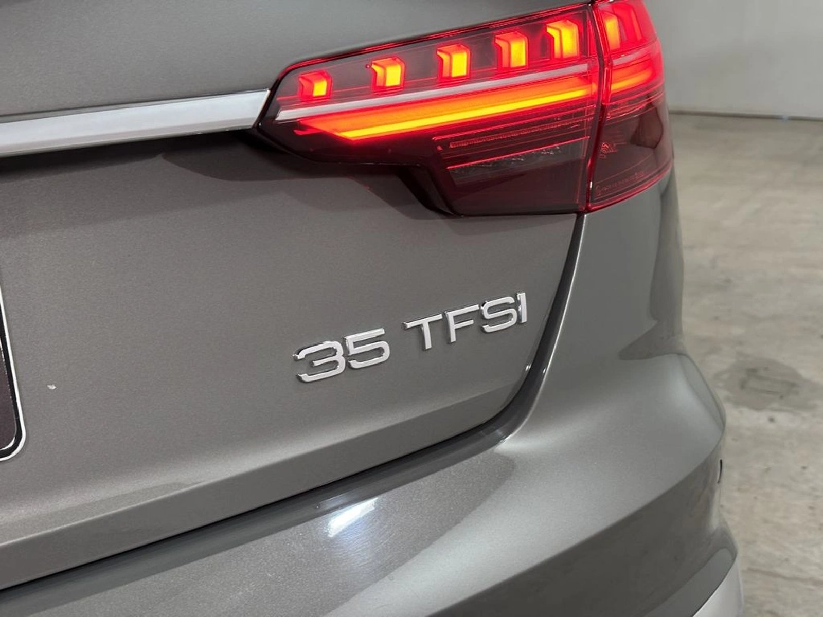 Audi A4 35 TFSI Sport 2023 - Imagen 9 de 20