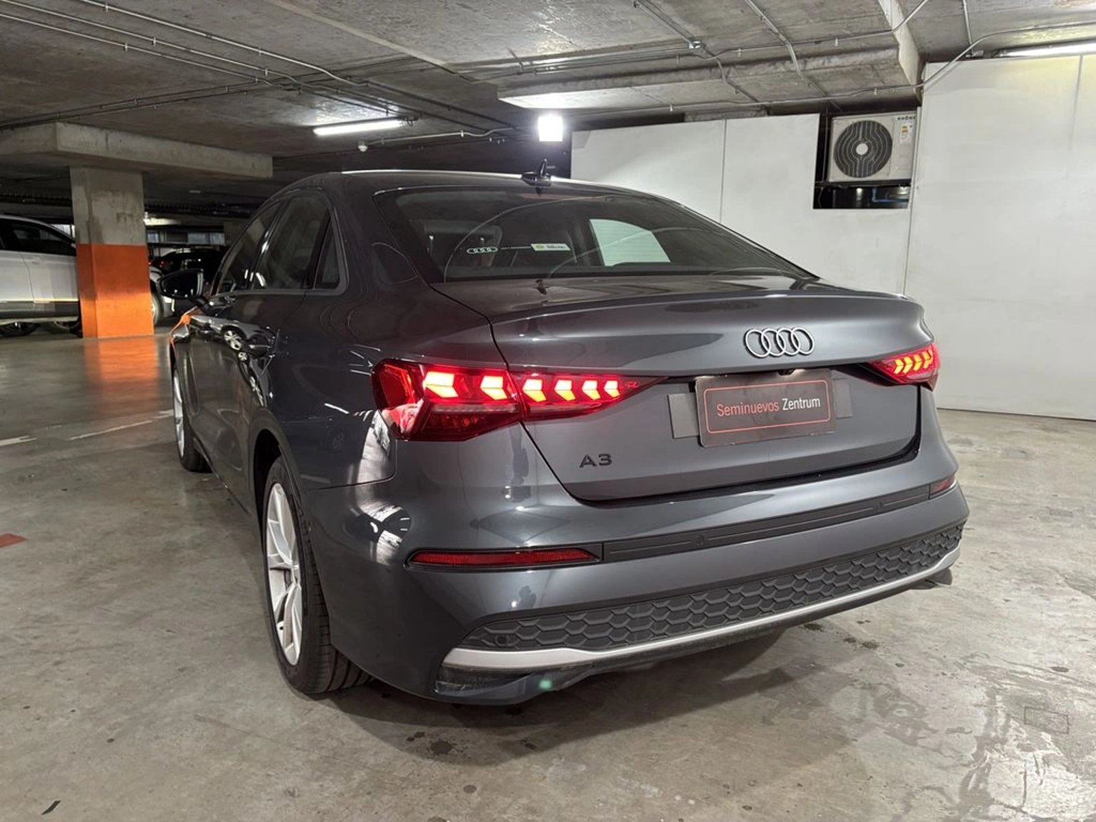 Audi A3 Sedan PI 35 TFSI 2025 - Imagen 6 de 17