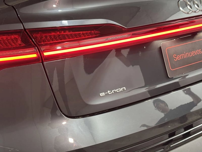 Audi e-Tron Sportback Sportback 55 4x4 AT 2026 - Imagen 12 de 20