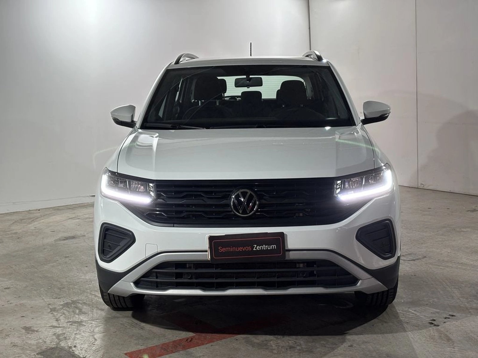 Volkswagen T-CROSS 1.0 TSI MT Trendline 2025 - Foto 2 de 20