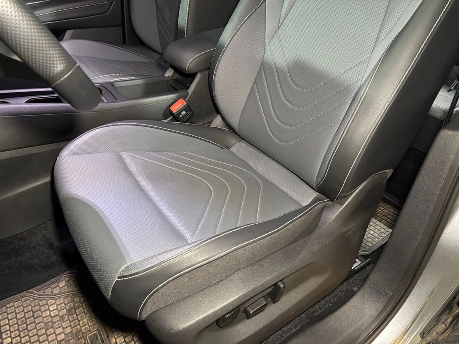 Volkswagen TIGUAN TSI 4X2 1.4 AT 2026 - Imagen 17 de 20