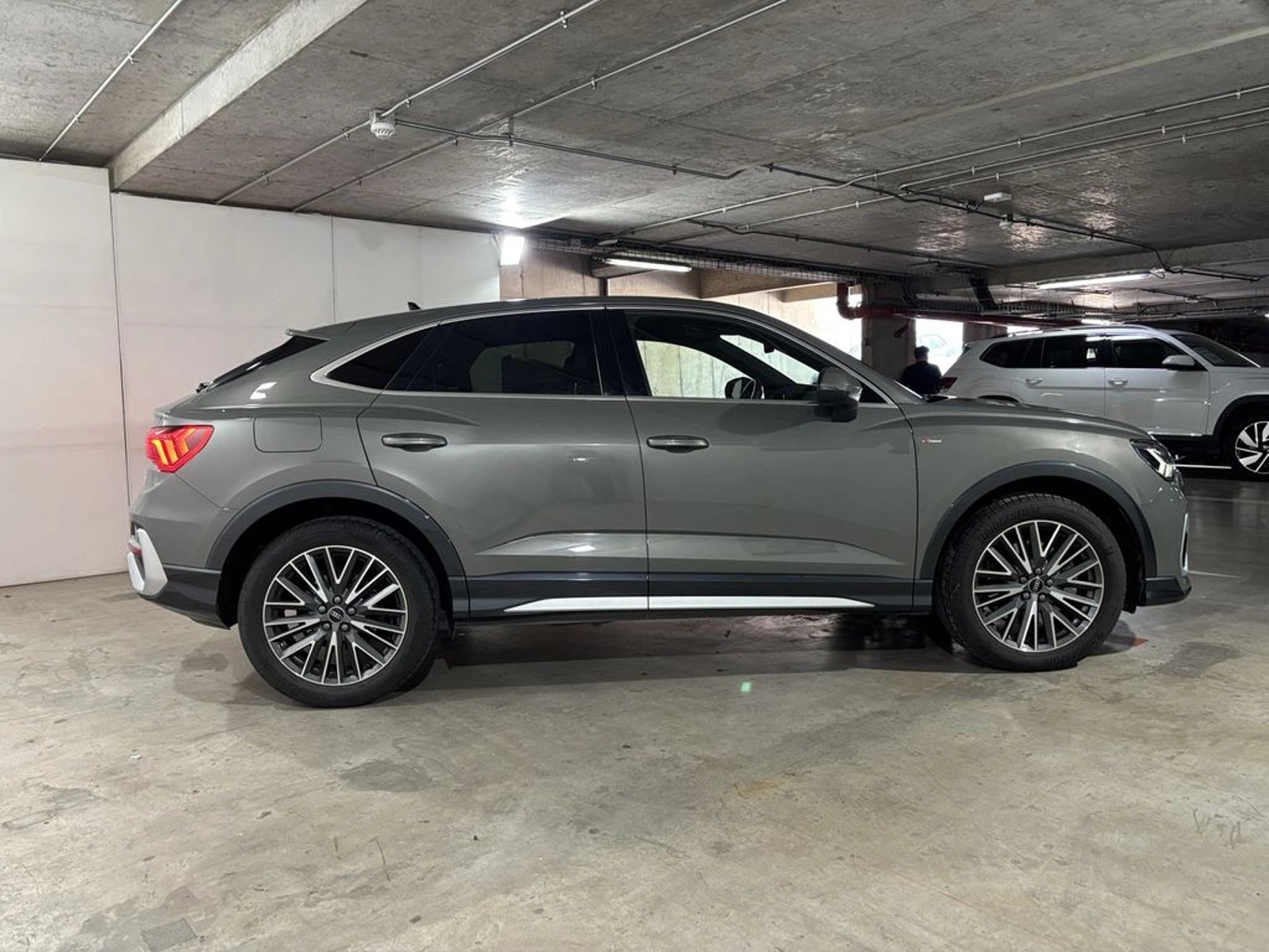 Audi Q3 40 TFSI SPORTBACK 4X4 2.0 AUT 2025 - Foto 5 de 19