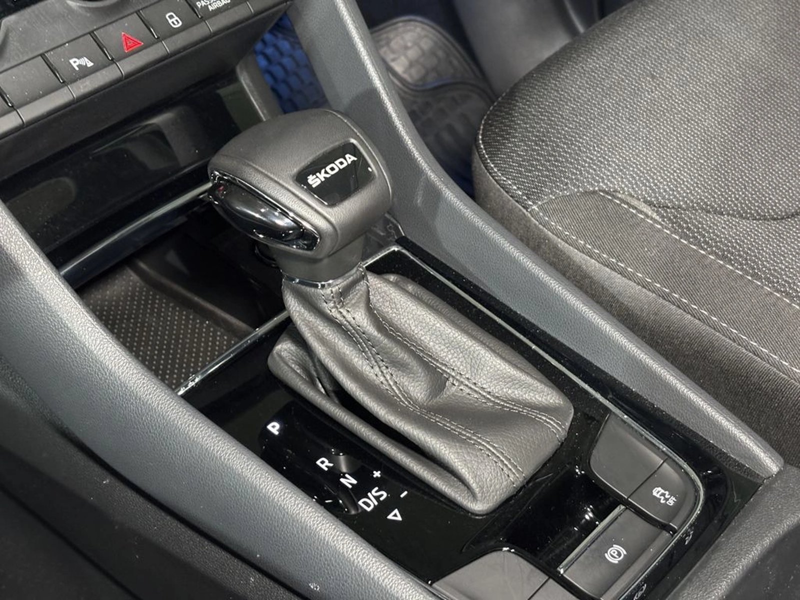 Skoda KODIAQ 1.4 TSI SELECTION AT 2024 - Imagen 13 de 18