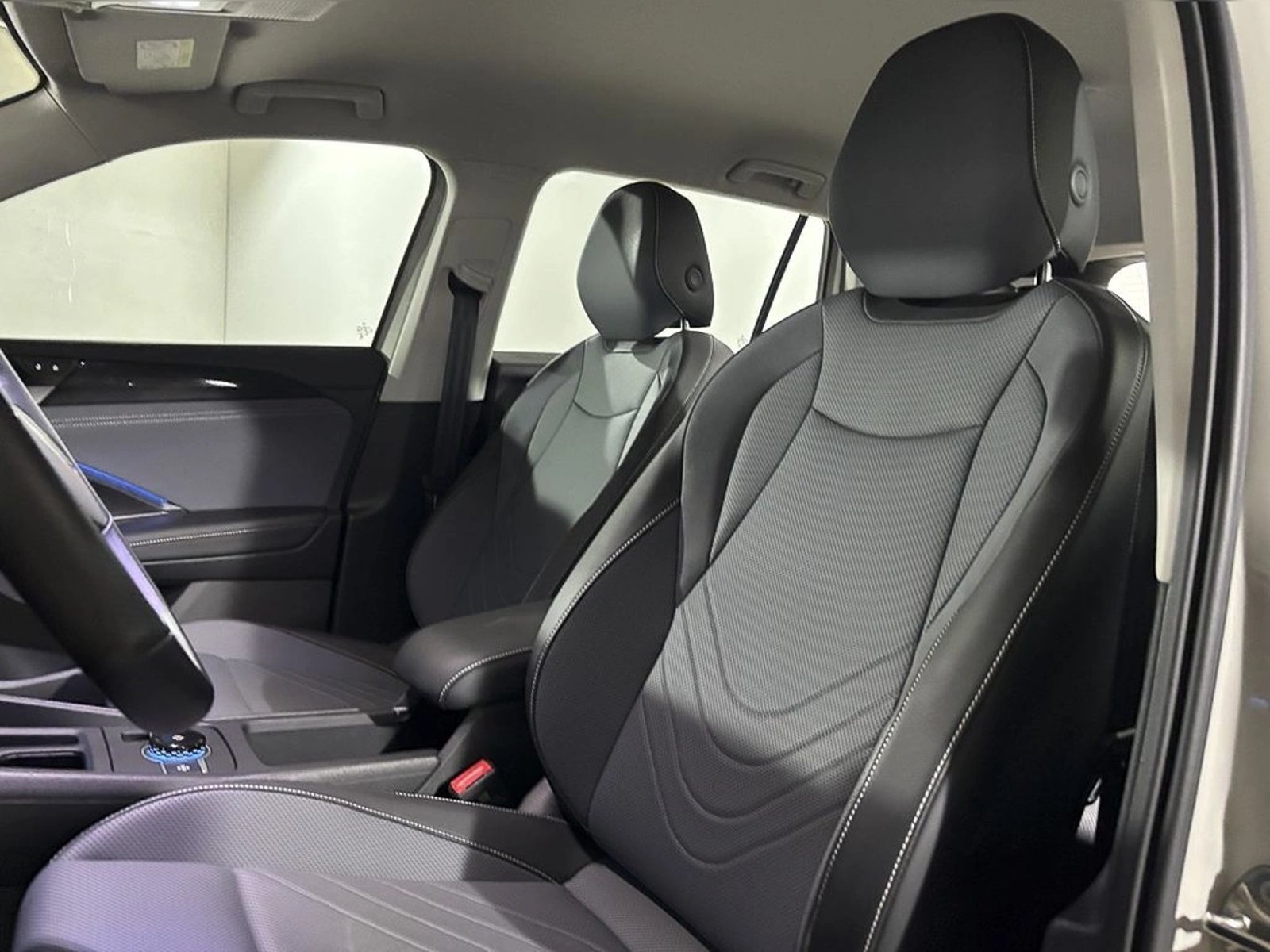 VOLKSWAGEN TIGUAN AUT 2026 - Imagen 11 de 19