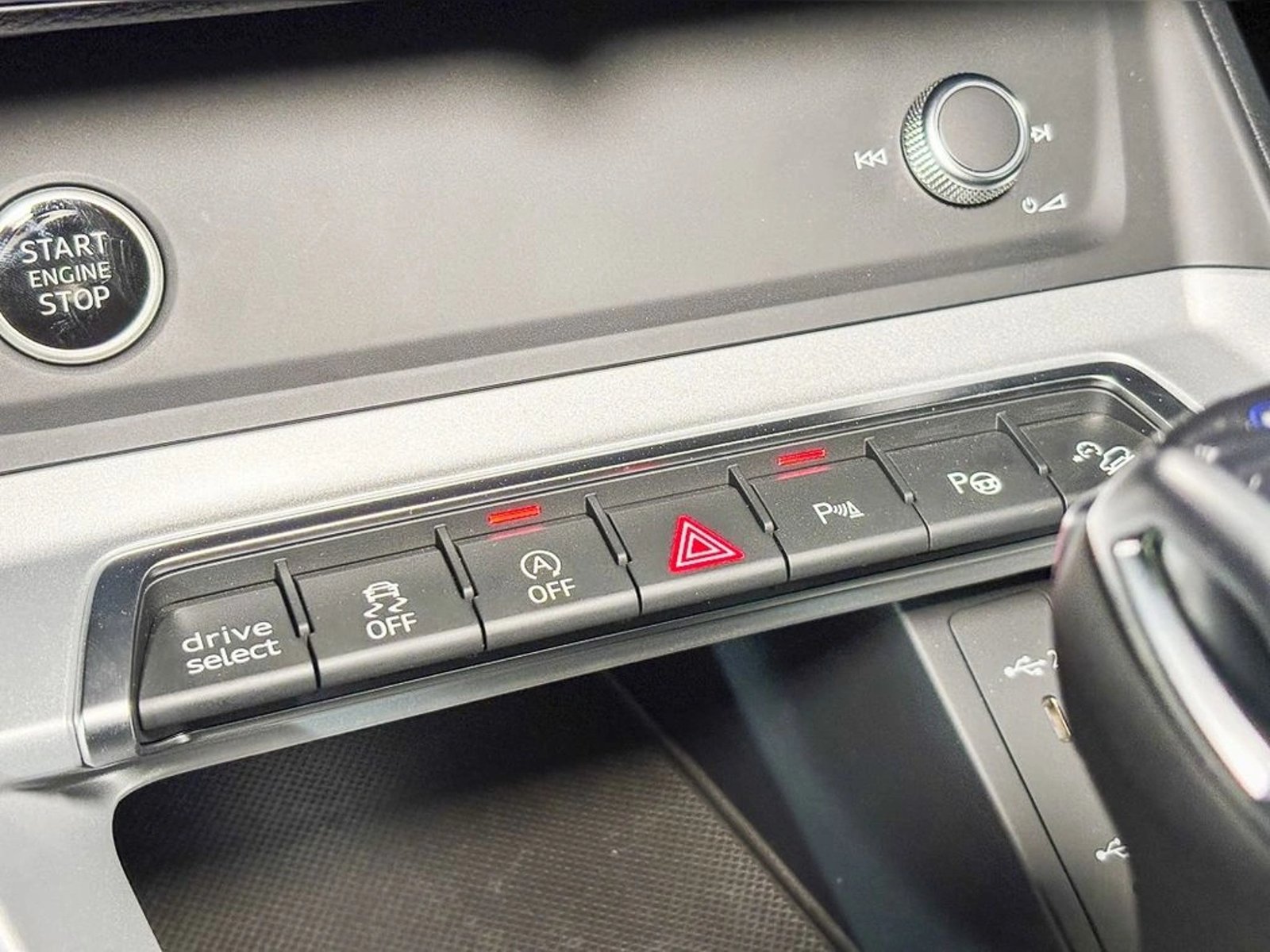 AUDI Q3 AUT 35 TFSI 2026 - Imagen 12 de 16