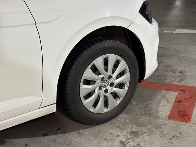 Volkswagen POLO 1.6 TRENDLINE MT 2021 - Imagen 14 de 20