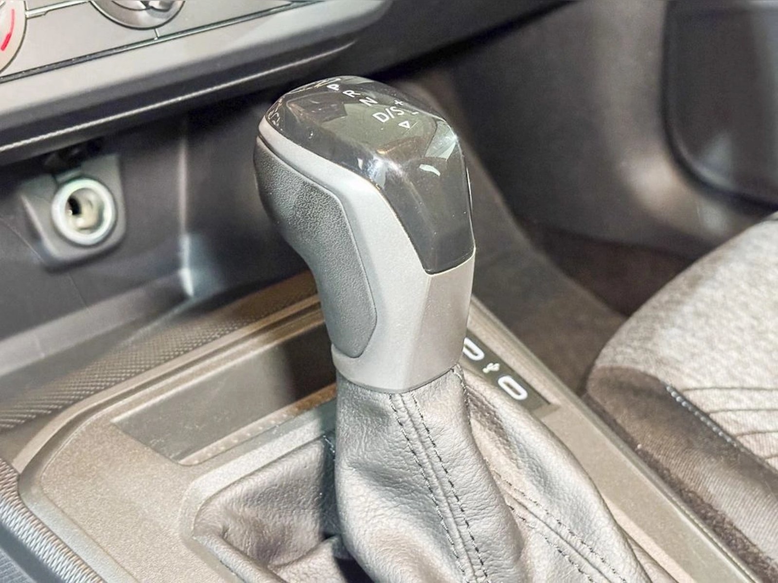 VOLKSWAGEN TERA 1.0 T COMFORTLINE AT 2026 - Imagen 12 de 17