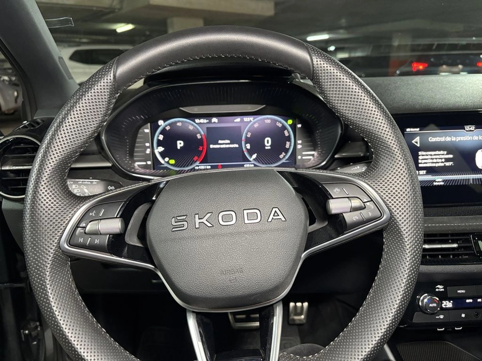Skoda FABIA 1.0 TSI AT - Design 2026 - Imagen 15 de 16
