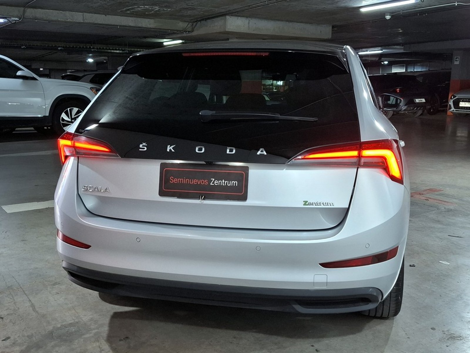 Skoda SCALA 1.5 TSI AT - Style 2024 - Foto 4 de 19