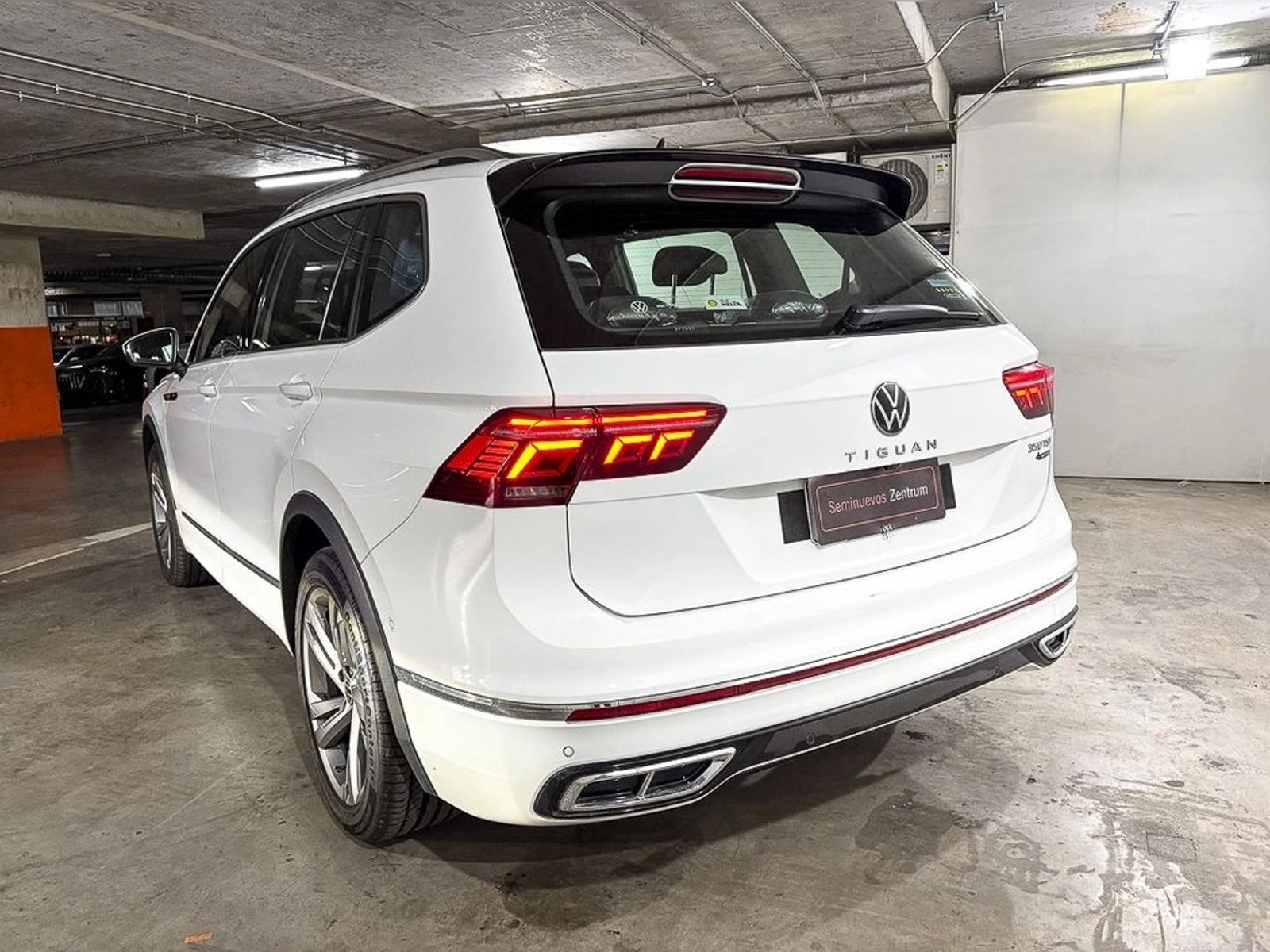 VOLKSWAGEN TIGUAN 2.0 TSI R-LINE 4MOTION 4X4 AT 5P 2025 - Foto 5 de 16