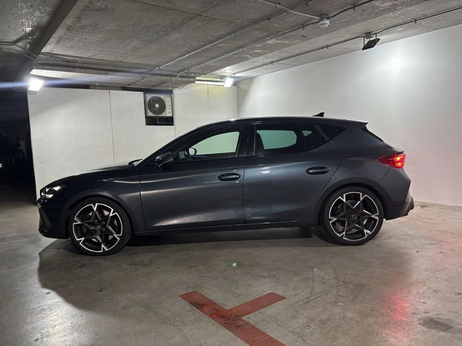 Cupra LEÓN VZ 2.0 TSI AT 2026 - Imagen 9 de 19