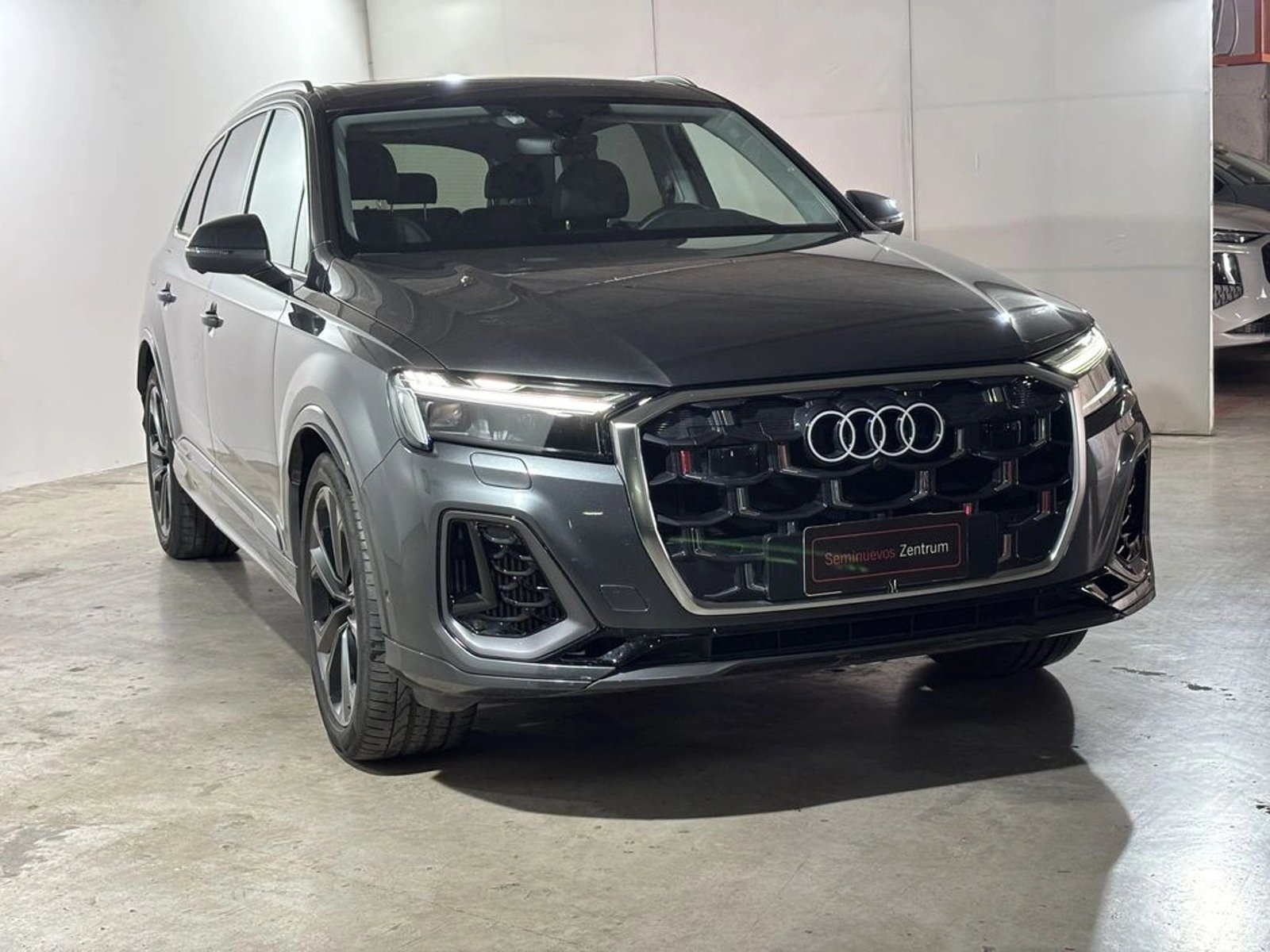 Audi Q7 3.0 55 TFSI SPORT PI QUATTRO 4X4 7PAS AT 5P 2025 - Foto 3 de 20