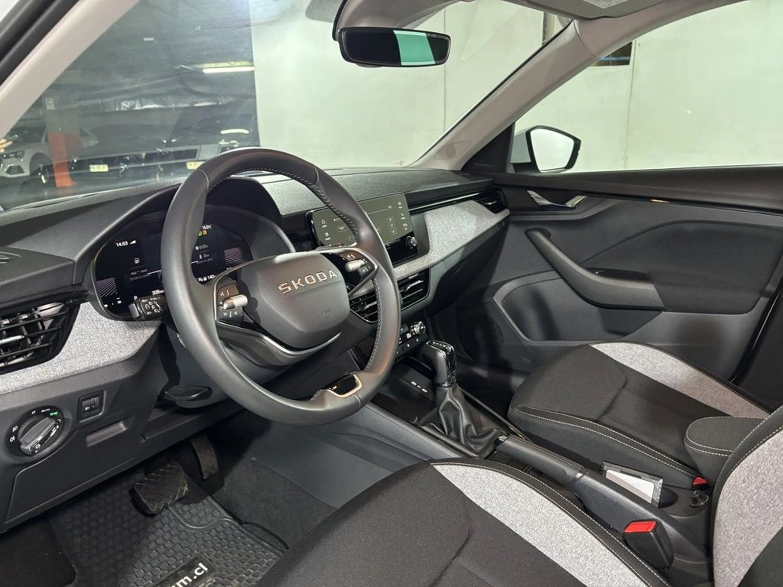 Skoda KAMIQ 1.5 TSI AT - Design 2027 - Imagen 15 de 20