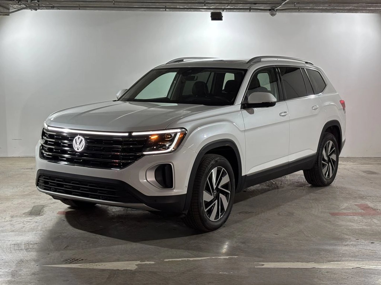 Volkswagen ATLAS 2.0 TSI AT Limited 4Motion 2026