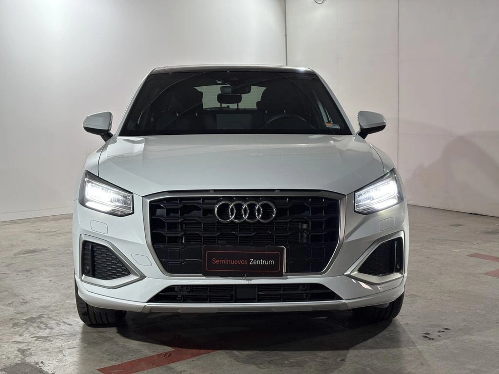 Audi Q2 PI 35 TFSI Sport 2025 - Foto 2 de 16