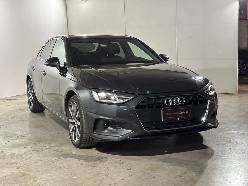 Audi A4 35 TFSI 2.0 AUT 2025 - Imagen 3 de 15