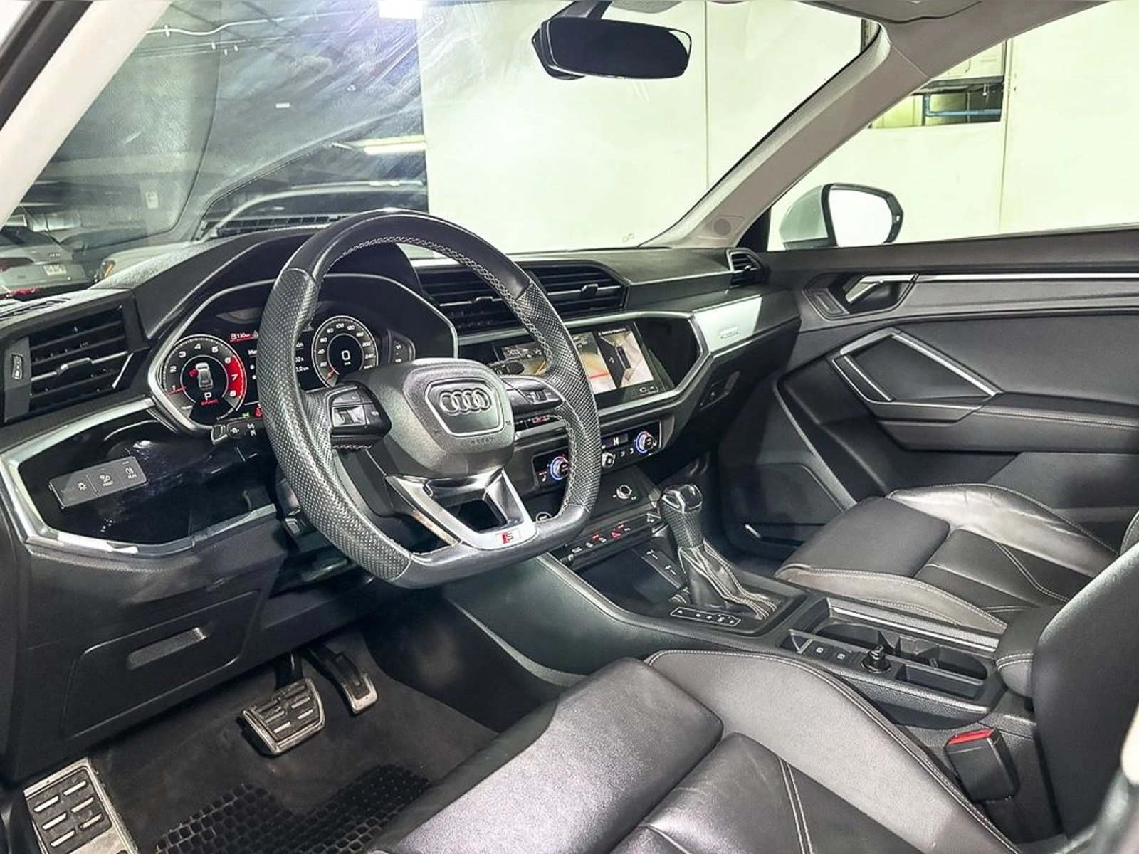 AUDI Q3 40 TFSI 4X4 2.0 AUT 2022 - Imagen 9 de 16