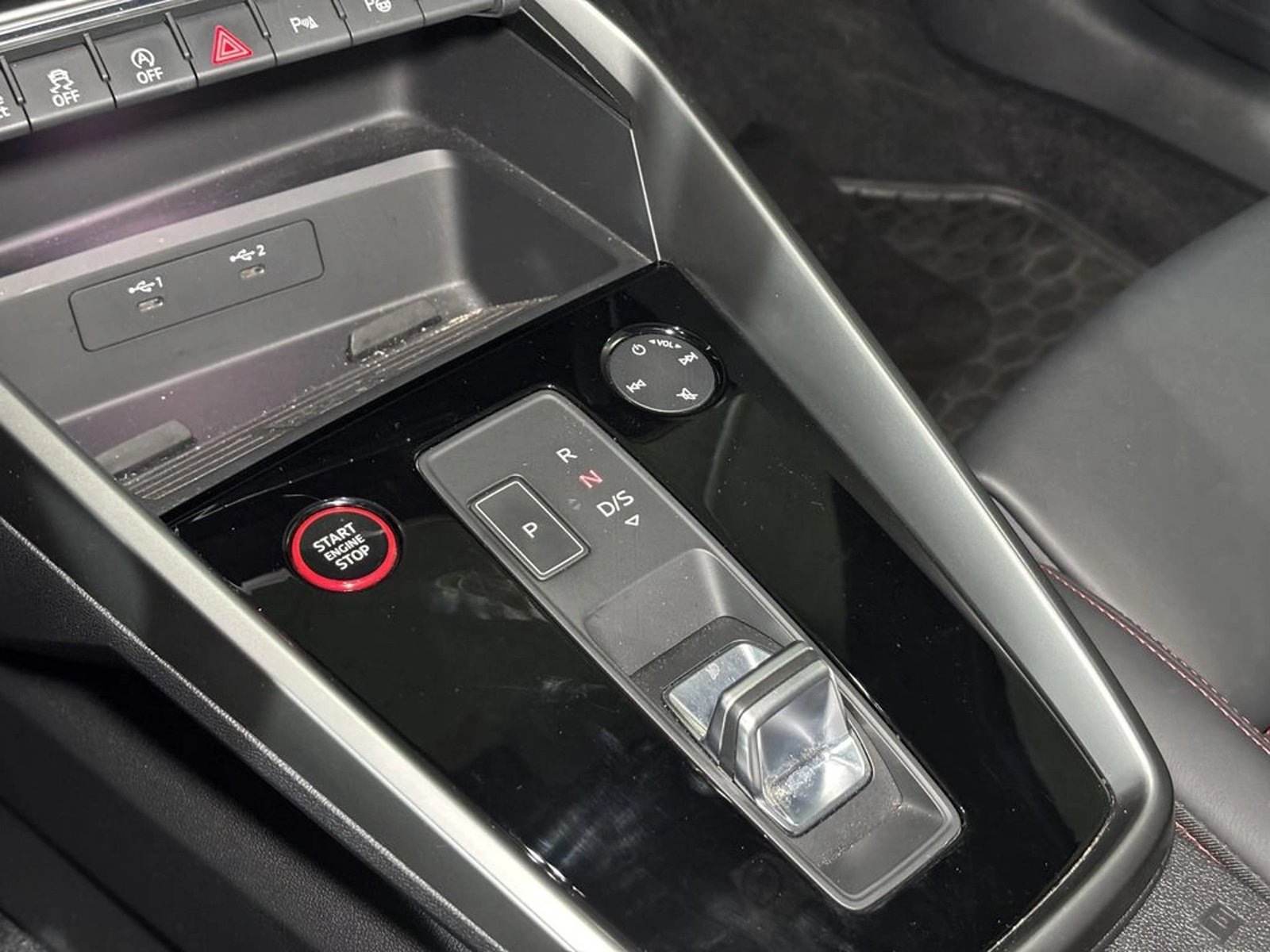AUDI RS3 2.5 TFSI SPORTBACK 4X4 S-TRONIC AT 5P 2023 - Imagen 13 de 17