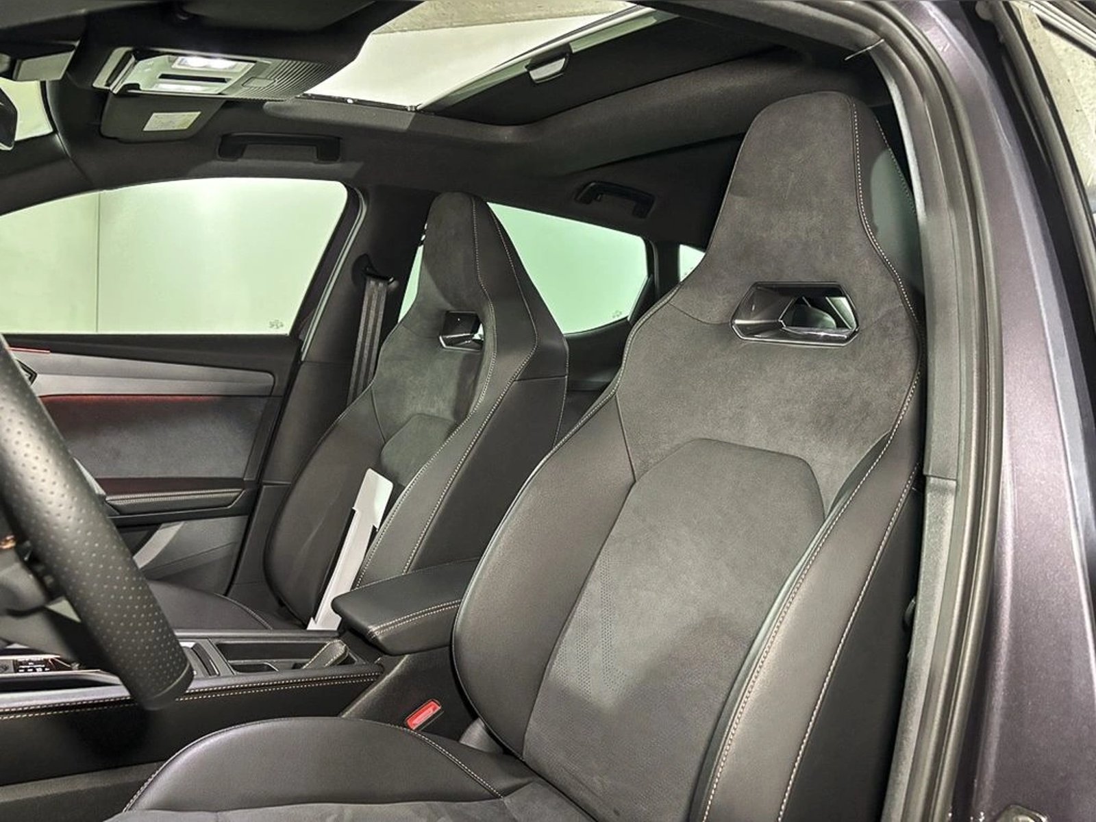 SEAT LEON 1.5 TSI mHEV AT 2025 - Imagen 9 de 14