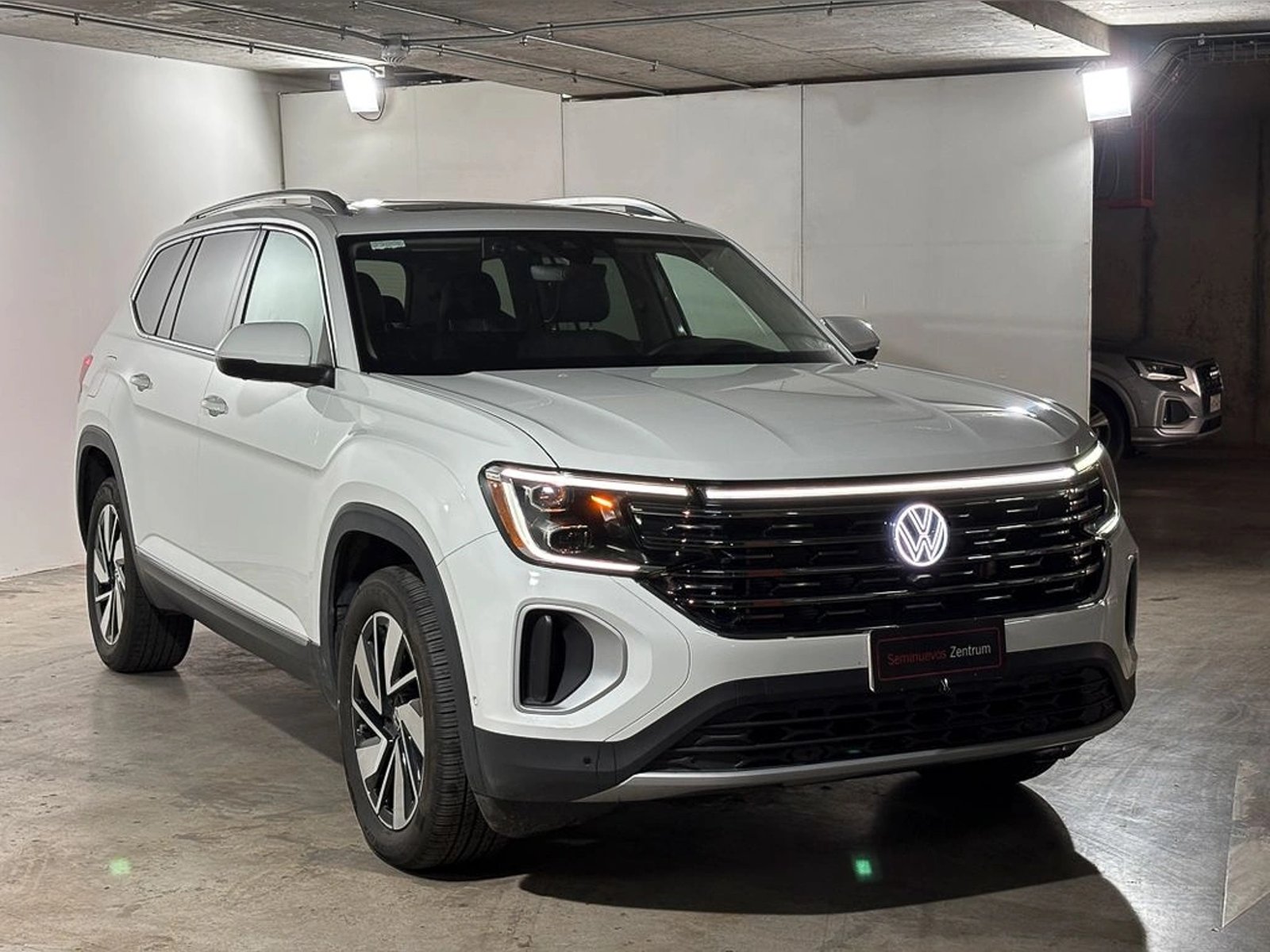 Volkswagen ATLAS 2.0 TSI LIMITED AT 4X4 2025 - Foto 3 de 20