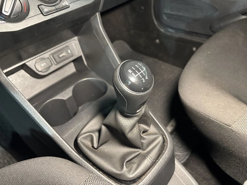 Volkswagen SAVEIRO 1.6 MT Cabina Simple Lite 2026 - Imagen 14 de 20