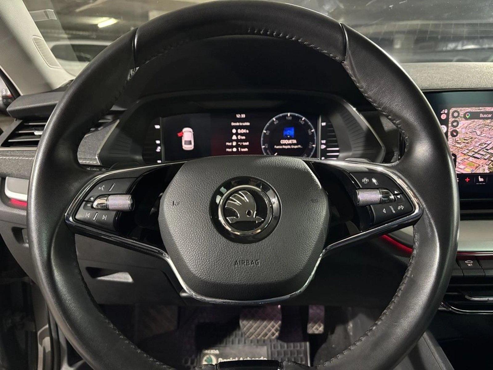 Skoda OCTAVIA 1.4 TSI DESIGN AT 2024 - Imagen 16 de 18