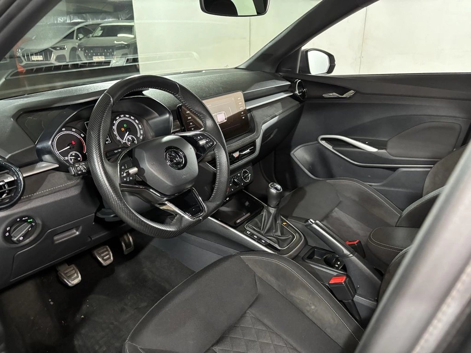 SKODA FABIA 1.0  TSI MT - Style 2022 - Imagen 10 de 18