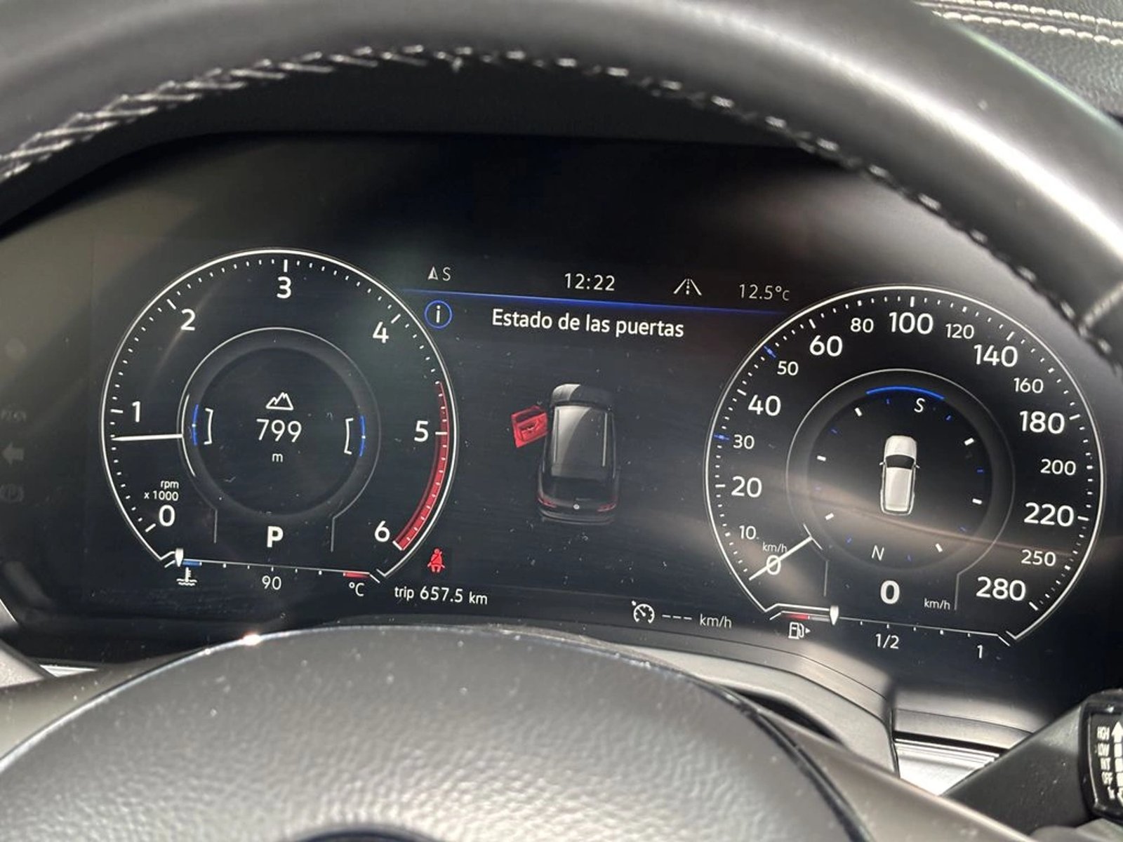 Volkswagen TOUAREG 3.0 V6 TDI LIMITED 4WD AT 5P 2020 - Imagen 17 de 20