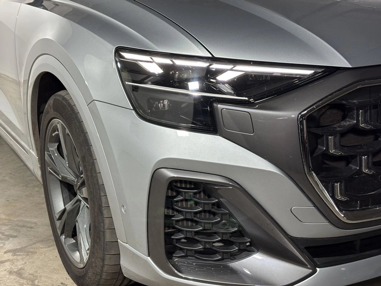 Audi Q8 PI 55 TFSI 4X4 3.0 AUT 2025 - Foto 4 de 20