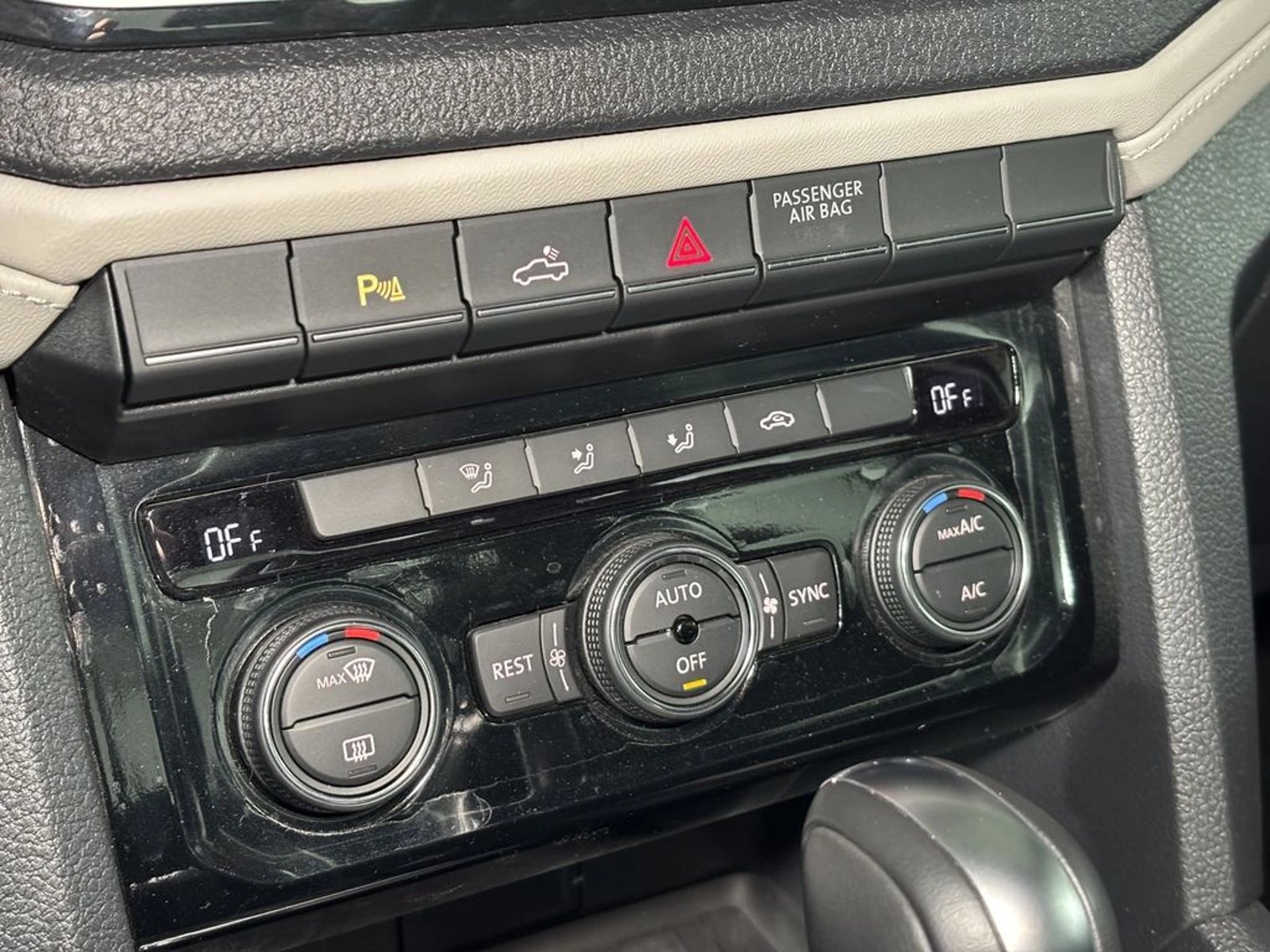 VOLKSWAGEN AMAROK V6 3.0 TDI AT Highline 4Motion 2025 - Imagen 16 de 20