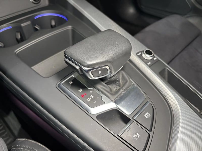 Audi A4 35 TFSI Sport 2023 - Imagen 14 de 20