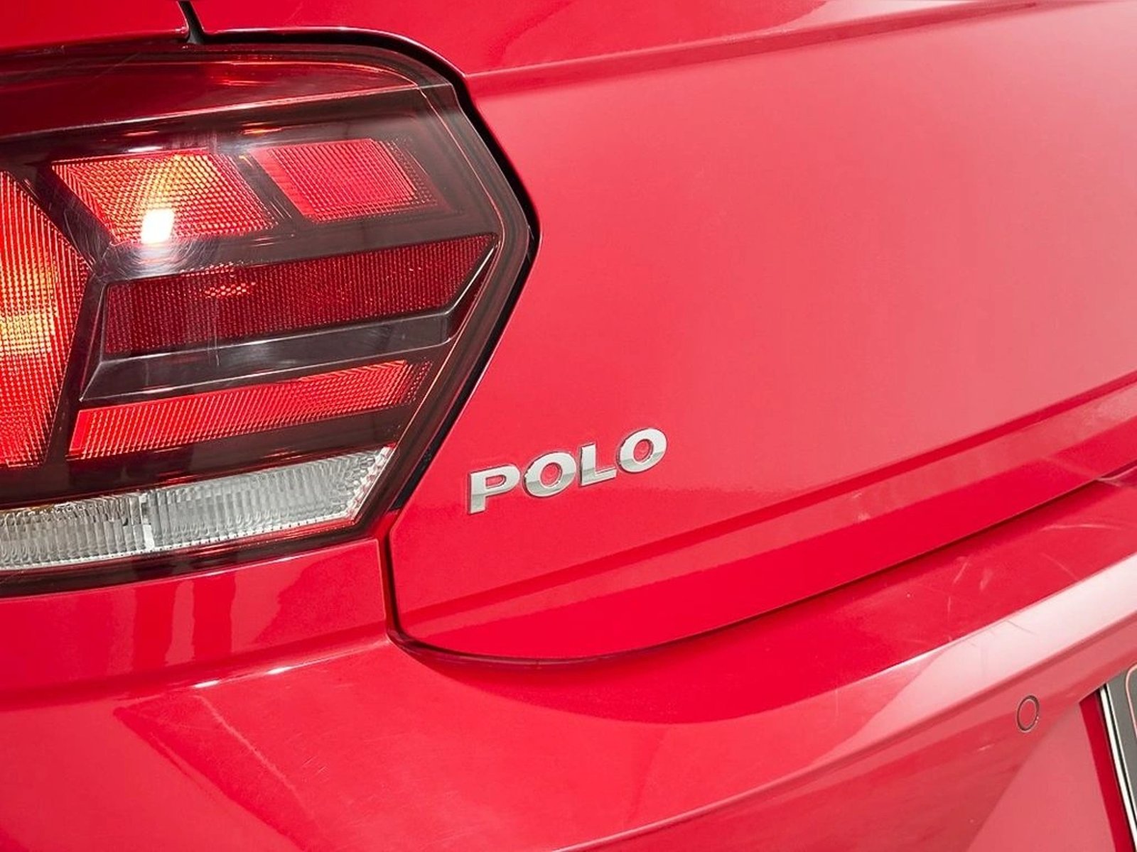 VOLKSWAGEN POLO 1.6 COMFORTLINE MT 2023 - Imagen 6 de 16