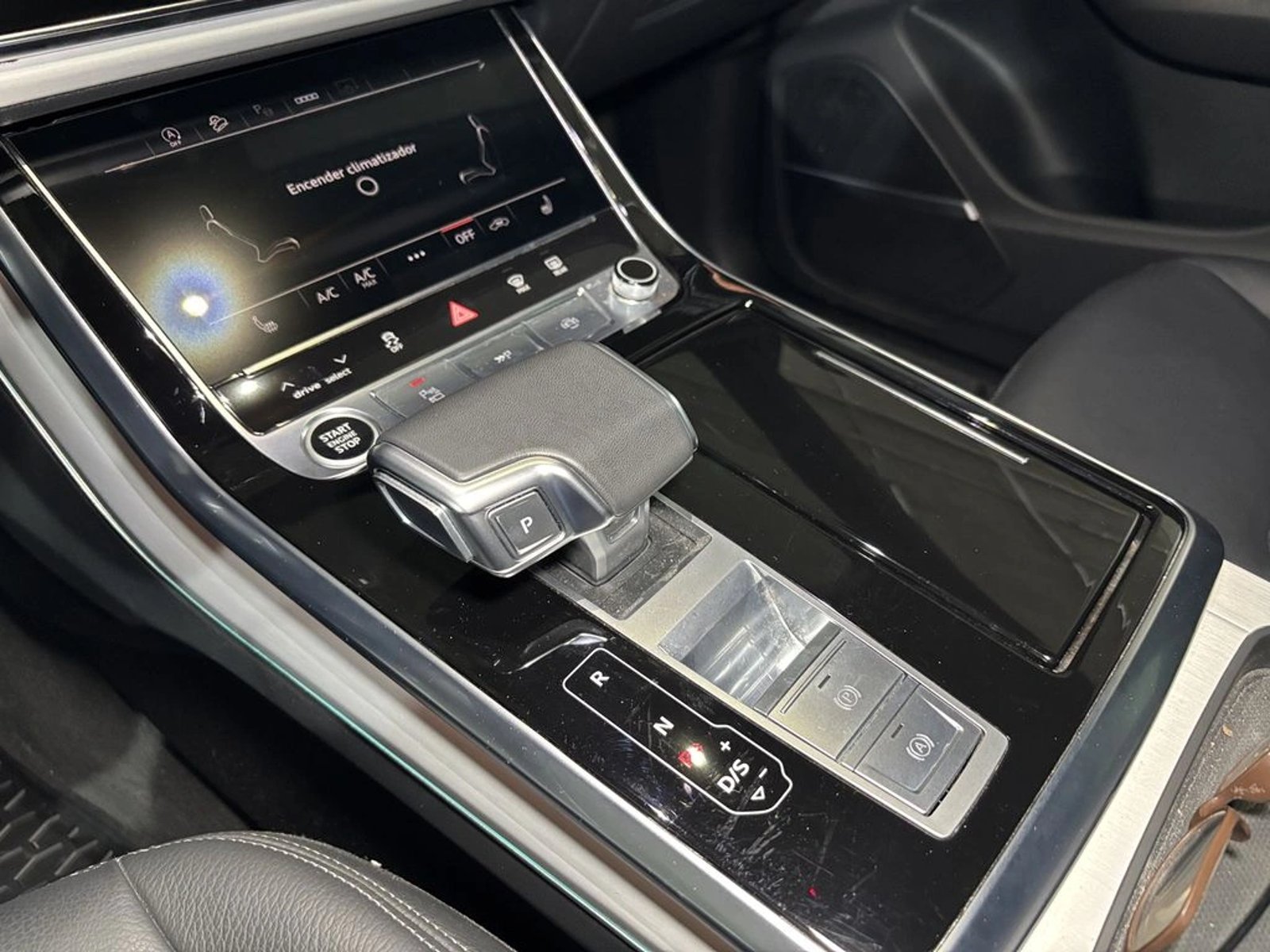 Audi Q8 PI 55 TFSI 4X4 3.0 AUT 2025 - Imagen 16 de 20