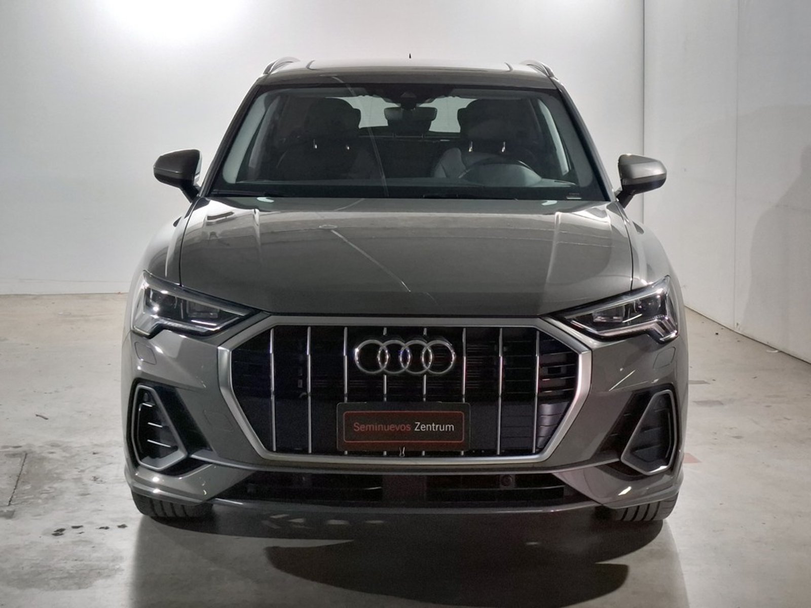 Audi Q3 1.4 35 TFSI S line 2025 - Foto 2 de 19