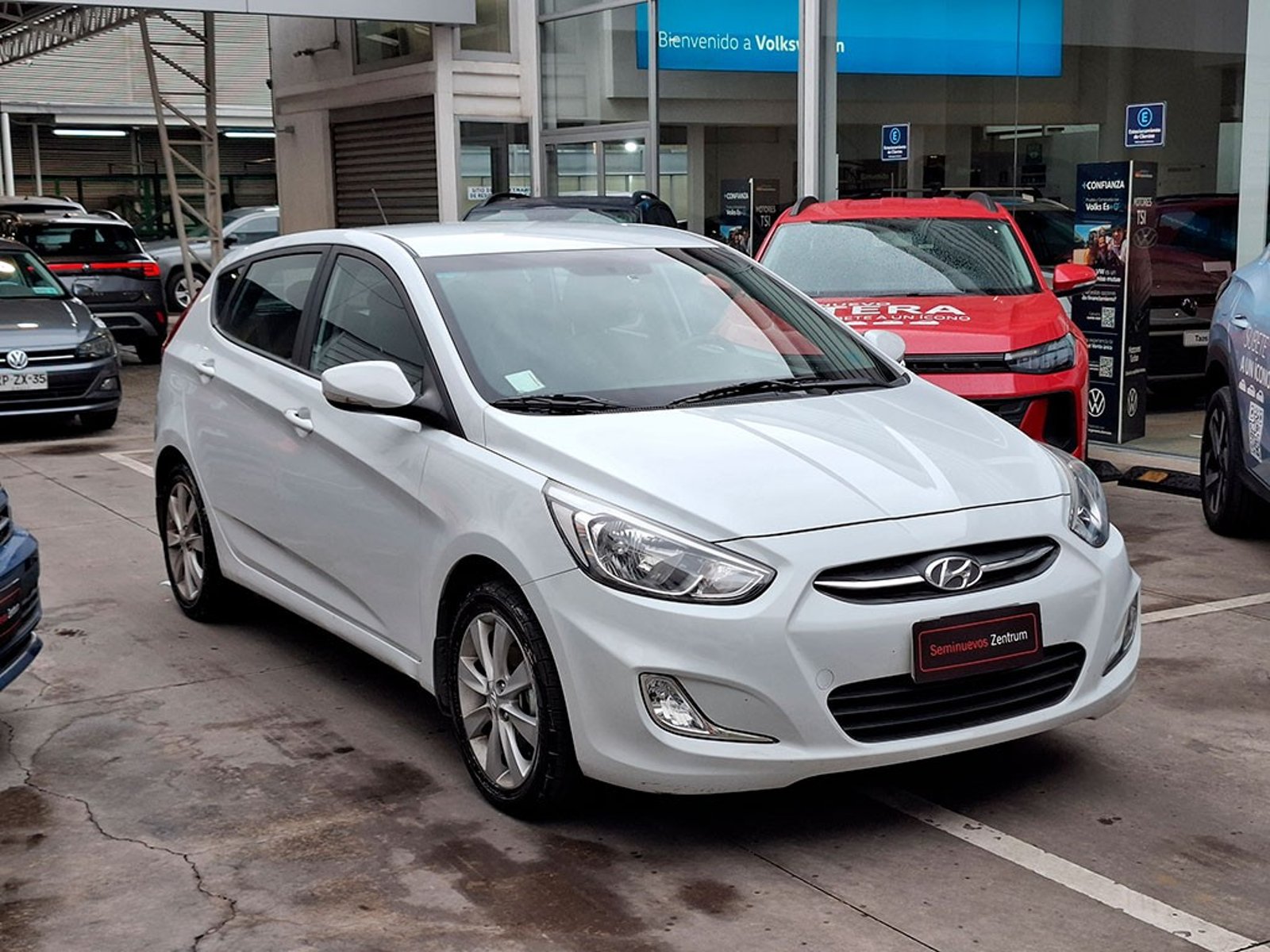 Hyundai ACCENT RB 1.4 2019 - Foto 3 de 20