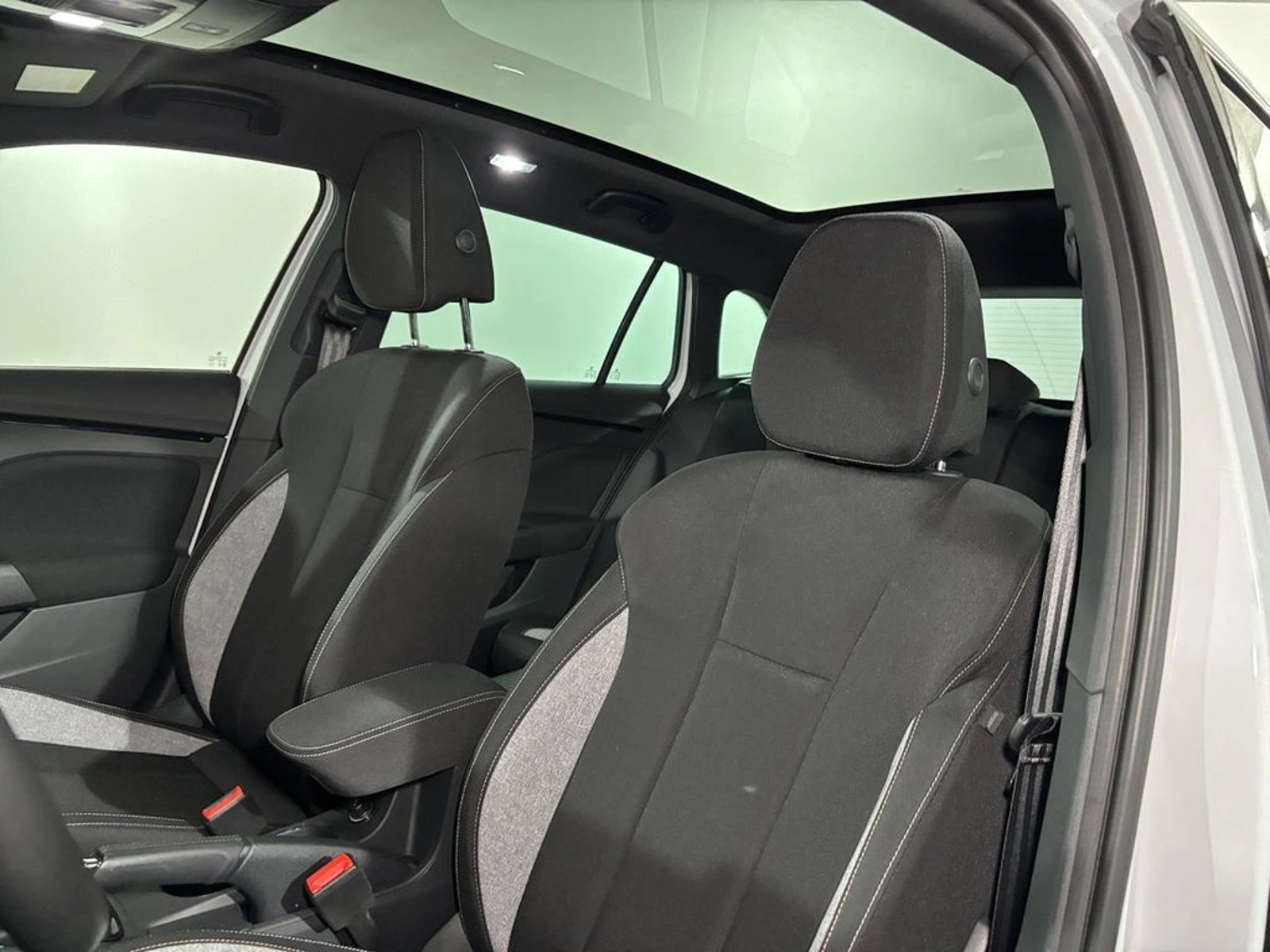 Skoda SCALA 1.5 TSI AT - Design 2025 - Imagen 10 de 16