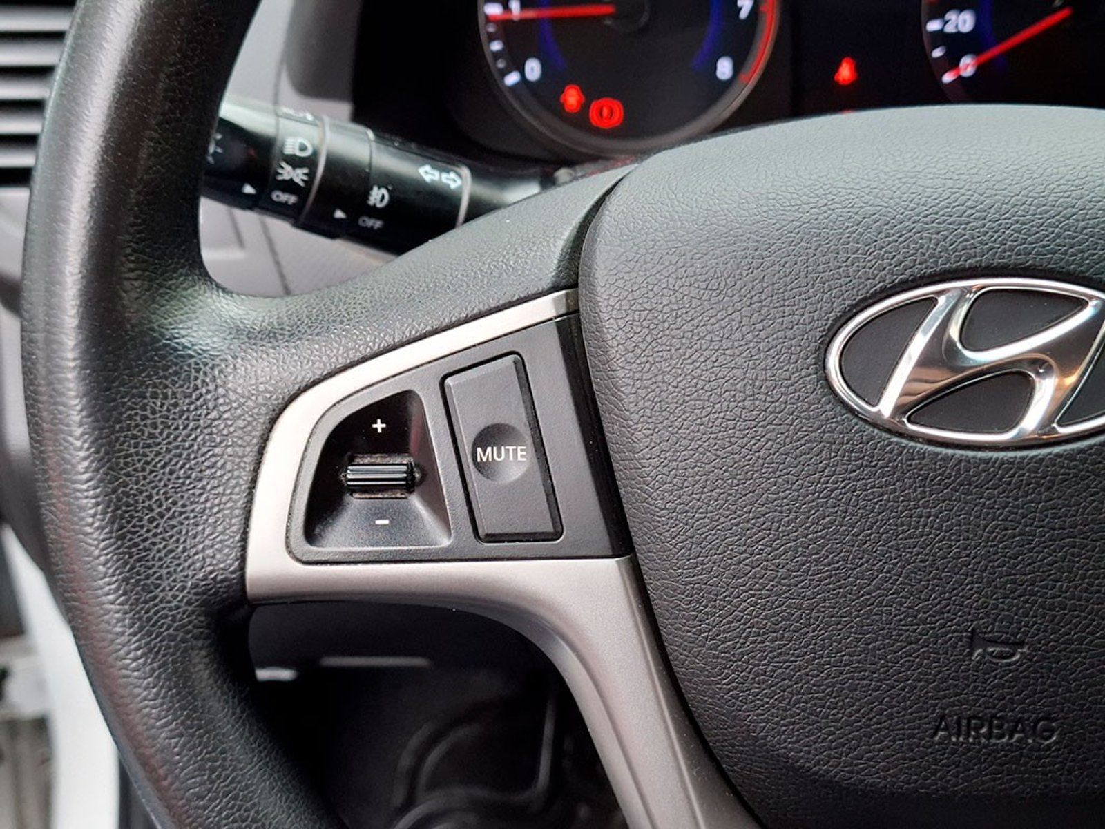 Hyundai ACCENT RB 1.4 2019 - Imagen 11 de 20