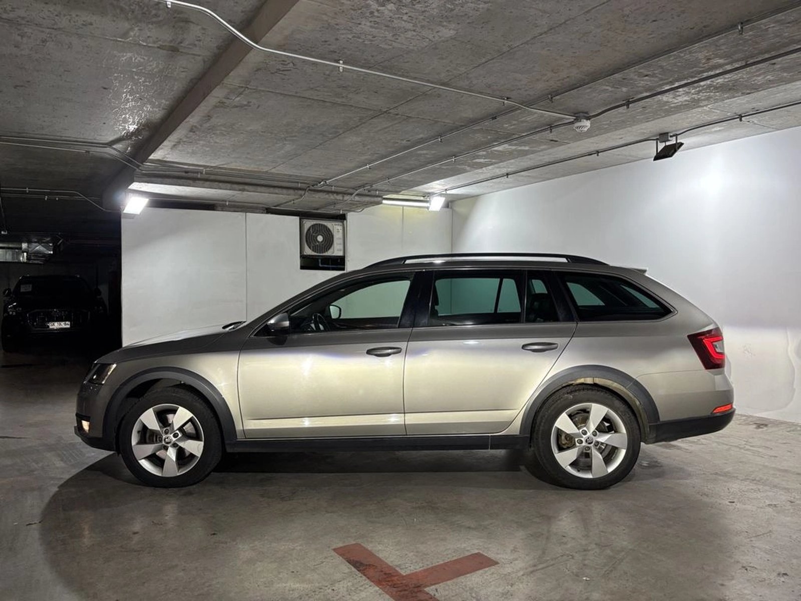 Skoda OCTAVIA SCOUT TSI 1.8 AT 2018 - Imagen 11 de 17