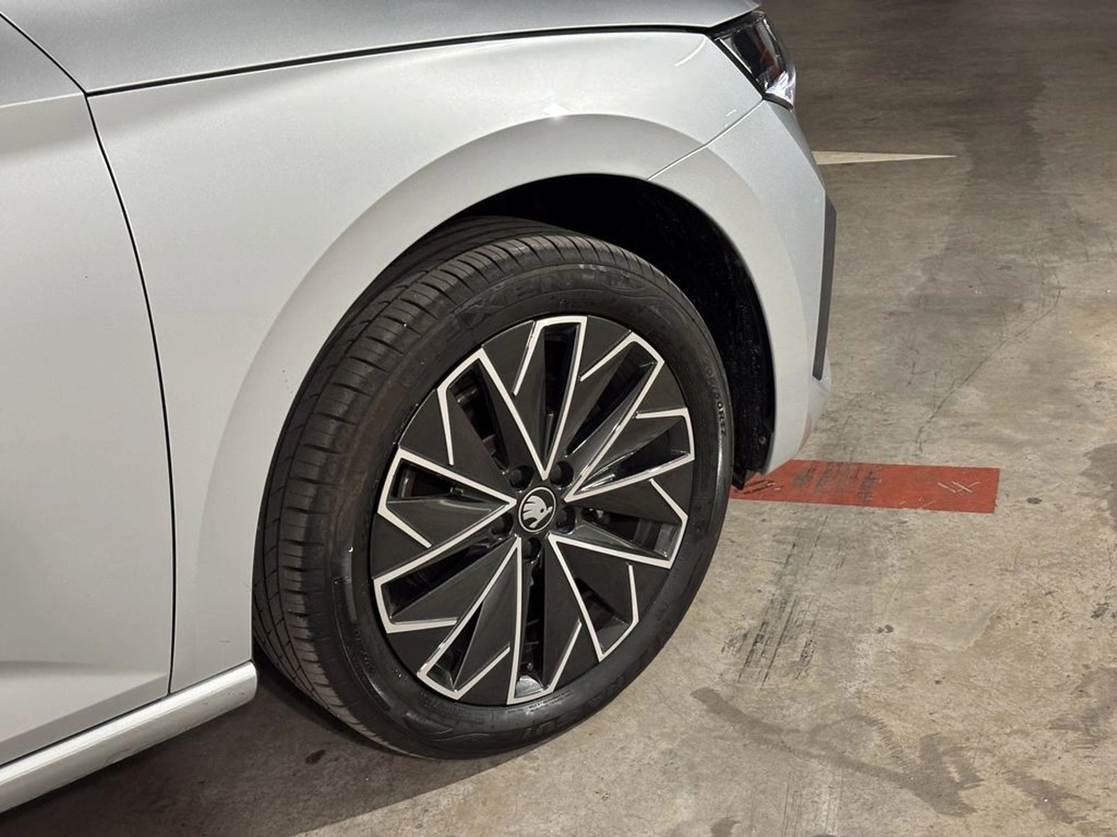 Skoda FABIA 1.5 TSI AT - Design 2027 - Imagen 6 de 20